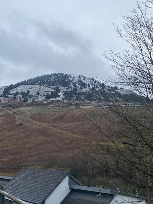 Mountain View Two Bedroom Llwynypia Exterior foto